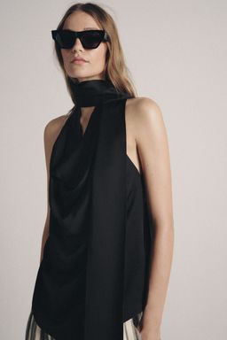 TOP HALTER PA?UELO FLECOS ZW COLLECTION / Negro - Zara фото 4