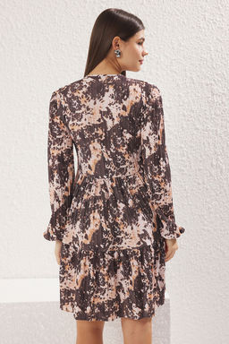 Cok Renkli Soyut Buzgu / Drape Mini Soyut Bask?l? Pilise Vucuda Oturan Orme Elbise TWOSS25EL00099 - Trendyolmilla фото 5