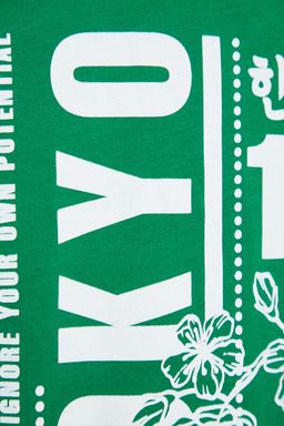 Yesil Oversize/Genis Kesim Uzak Dogu Bask?l? K?sa Kol %100 Pamuklu T-Shirt TMNSS23TS00170