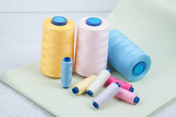 Швейные нитки (полиэстер) 40/2 4570 м Gamma ( 401-499 ) 4570 м