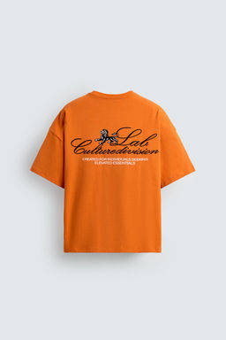 CAMISETA TEXTOS ESTAMPADOS CONTRASTE / Naranja