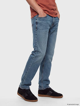 779 Regular Fit Erkek Jean Pantolon