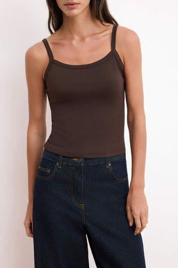 Ekru-Kahverengi Bask?l? Regular Havuz Yaka Ince Ask?l? Kolsuz Interlok Orme Atlet TWOSS26AL00025 - Trendyolmilla фото 7