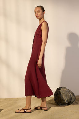Trendyolmilla Bordo %100 Keten Midi Dugme Detayl? V Yaka Elbise TWOSS25EL00635  фото 2