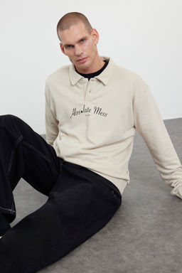 TRENDYOL MAN Siyah Oversize/Genis Kesim Yaz? Bask?l? Polo Yaka Sweathisrt TMNAW25SW00019 - Trendyolmilla фото 5