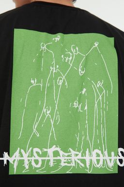 TRENDYOL MAN Siyah Oversize/Genis Kesim %100 Pamuklu S?rt Bask?l? T-Shirt TMNSS22TS0913 - Trendyolmilla фото 4