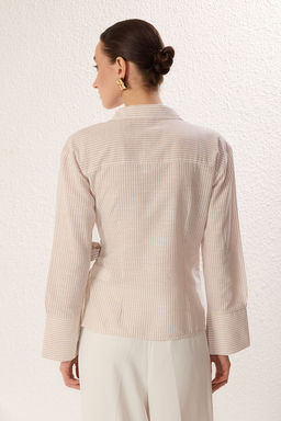 TRENDYOLMILLA Bej Yandan Baglama Detayl? Flaml? Pamuklu Regular Normal Kal?p Dokuma Gomlek TWOSS25GO00108  фото 5