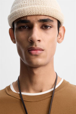 LIMITED EDITION CONTRAST NECK T-SHIRT - Zara фото 15