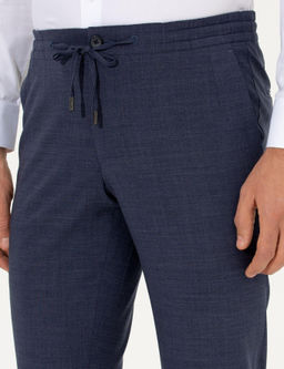 Светло-темно-синий приталенный костюм - Cacharel фото 6