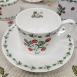 Чашка с блюдцем Земляничная поляна, 0,22 л - Anna lafarg emily фото 6
