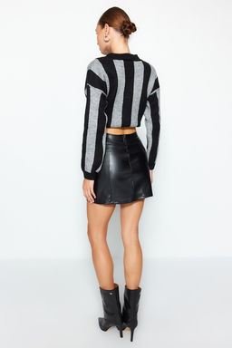 TRENDYOLMILLA Siyah Suni Deri Yuksek Bel Mini Etek TWOAW24ET00154 фото 14