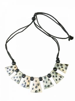 Украшение колье из рога № Р-4101