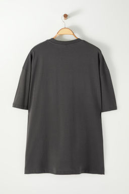 Antrasit Oversize/Genis Kesim Bisiklet Yaka Limon Bask?l? Buyuk Beden T-Shirt TMNSS25BF00002