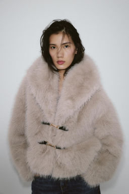 SHORT FAUX FUR COAT WITH TOGGLES - Zara фото 2