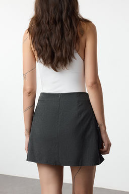 Koyu Antrasit Plise ve Kurdele Detayl? Mini Boy Dokuma Etek TEDAW25ET00012
