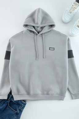 TRENDYOL MAN Gri Oversize/Genis Kesim Etiketli Renk Bloklu Ici Polarl? Sweatshirt TMNAW24SW00128 - Trendyolmilla фото 21