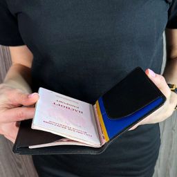 Итальянская кожаная обложка для паспорта DuDu серии Hawaii | малиновый