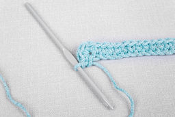 Для вязания Gamma CHT крючок алюминий d 4.0 мм 15 см в чехле с покрытием