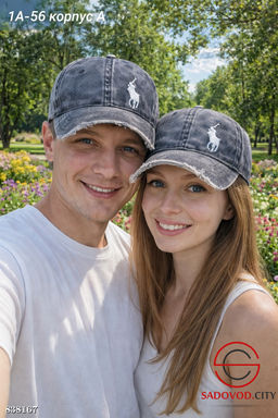 Джинсовая кепка с логотипом