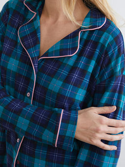 G?mlek Yaka Ekose Kad?n Pijama Tak?m?