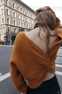 KNIT JUMPER WITH KNOTTED BACK - Zara фото 4