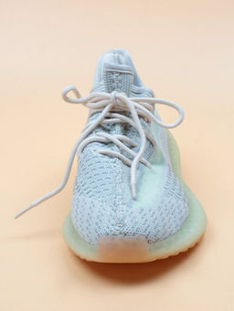 05-B557-10 Кроссовки женские (текстиль)