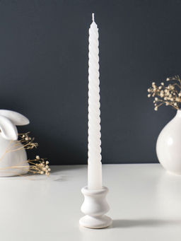 Цена за 3 шт. Свеча витая 25 см, 57 гр, 5 ч, цв. белый