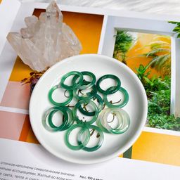 Кольцо из Агата тон. цельное 15,5 р.