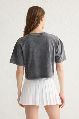 Premium Antrasit Y?kamal? %100 Kal?n Pamuklu Crop Orme T-Shirt TWOSS23TS00038