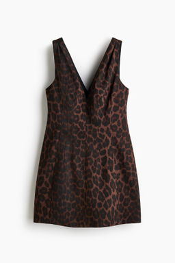 Vestido entallado con escote en V