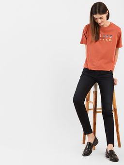 Джинсы женские