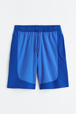 Pantalon corto de deporte en DryMove