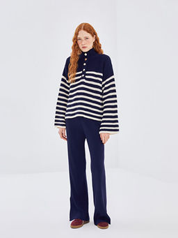 Yar?m Bal?k?? Yaka ?izgili Oversize Kad?n Triko Kazak