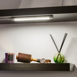 ULI-F47-5W/4500K/DIM SENSOR IP20 SILVER Светильник светодиодный для мебели. 300*30*11,5мм. 400Lm. ТМ Uniel