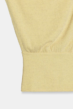 TOP ASIM?TRICO TEXTURA / Amarillo claro
