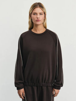 Свитшот с контрастным кантом / Zarina  фото 3