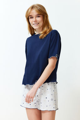 Trendyolmilla Gri Melanj Galaksi Desenli Baby Overlok Detayl? Sortlu Orme Pijama Tak?m? THMSS24PT00203 фото 7