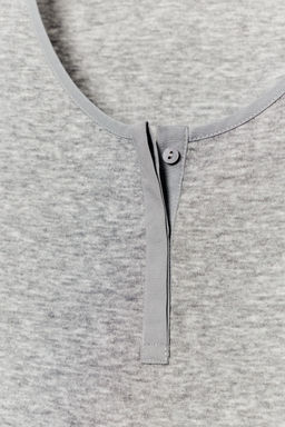 CAMISETA CUELLO PANADERO BOTONES / Gris - Zara фото 6