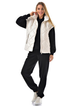 Жилет утепленный стеганый без капюшона