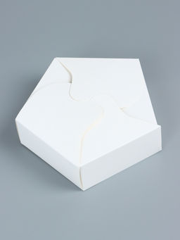 Цена за 5 шт. Коробка кондитерская для десертов, капкейков и трайфлов, фигурная, 18×18×5 см, белая
