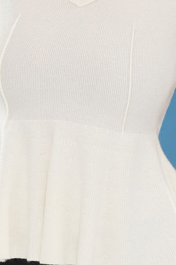 Trendyolmilla Ekru V Yaka Peplum Triko Bluz TWOSS25BZ00190