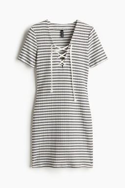 Vestido ajustado con detalle de cord?n - H&m фото 2
