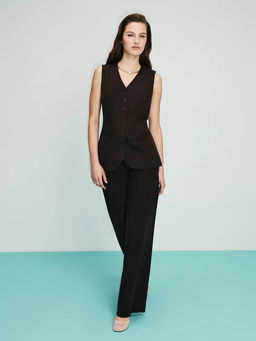 Приталенный жилет с вискозой в составе / Zarina