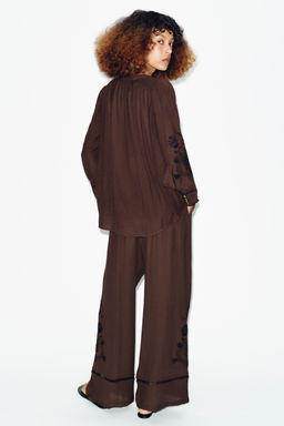 CAMISA BORDADOS ENTREDOSES / Marr?n - Zara фото 6