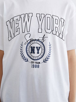 Bisiklet Yaka New York Bask?l? Kad?n Ti??rt