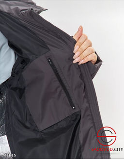 Куртка с капюшоном женская