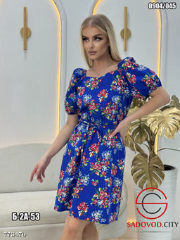 Летнее платье с принтом