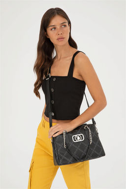 Женская черная сумка через плечо Неожиданная скидка в корзине