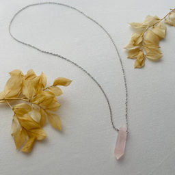 Кулон на цепочке из Розового кварца