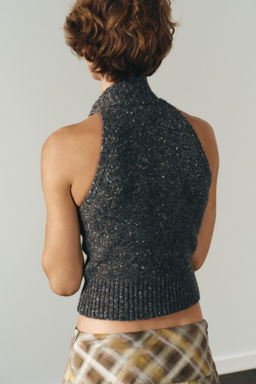 WOOL SLEEVELESS JUMPER WITH SIDE PLEATS - Zara фото 17